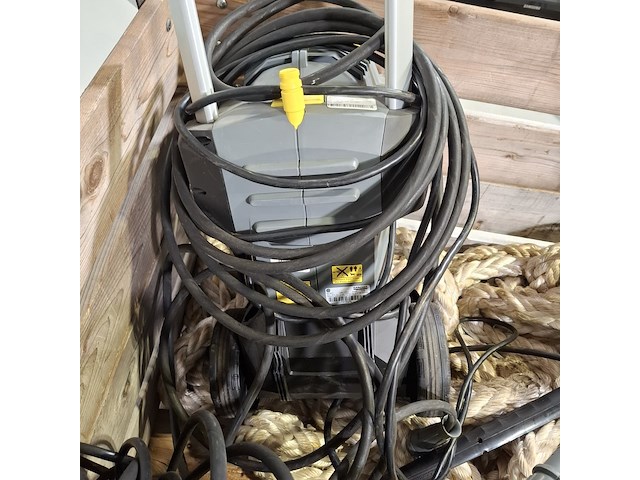 2x hogedrukreiniger en scheepstouw, o.a. kärcher, o.a. hd4/9 c - afbeelding 9 van  12