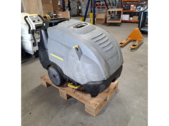 2x hogedrukreiniger karcher en dibo, hds 10/20-4m en ibh-m 220/16 - afbeelding 4 van  17