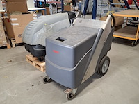 2x hogedrukreiniger karcher en dibo, hds 10/20-4m en ibh-m 220/16 - afbeelding 10 van  17