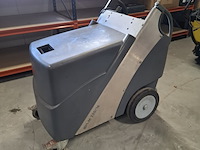 2x hogedrukreiniger karcher en dibo, hds 10/20-4m en ibh-m 220/16 - afbeelding 12 van  17