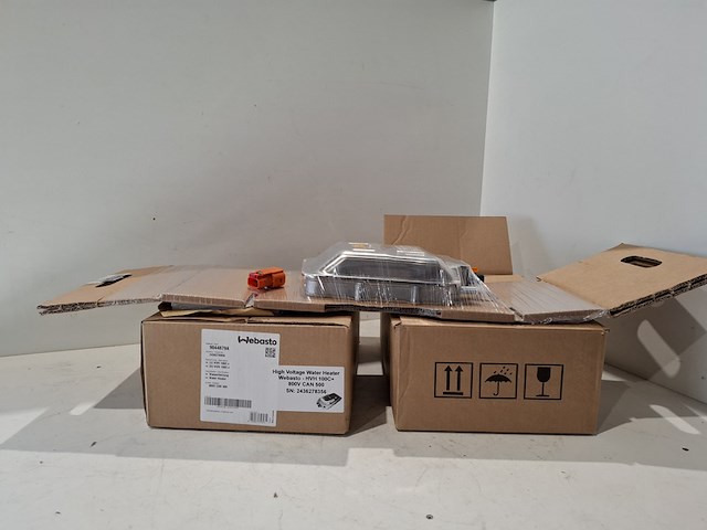 2x hoogspannings verwarming, webasto, hvh 100c+ - afbeelding 1 van  6