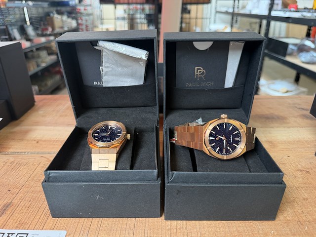 2x horloge paul rich pr88 - afbeelding 1 van  5