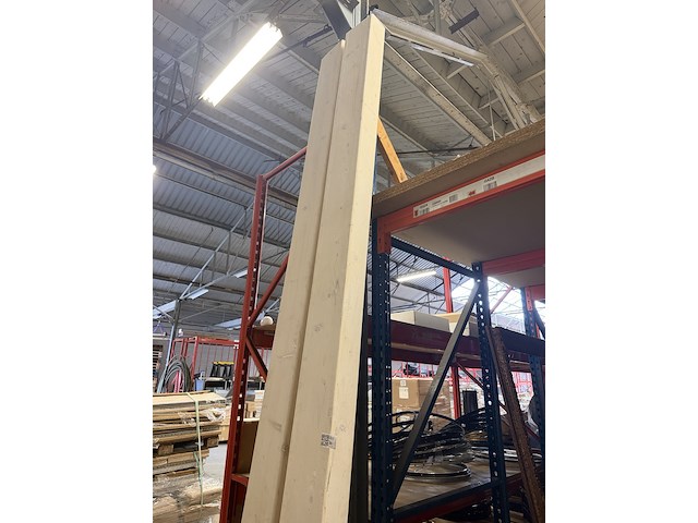 2x houten balk 360 cm - afbeelding 3 van  3