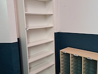 2x houten kast - afbeelding 1 van  5