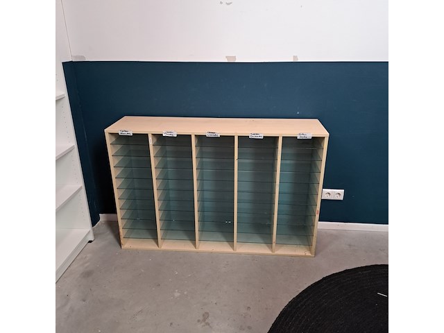 2x houten kast - afbeelding 3 van  5