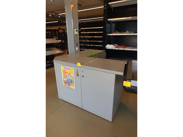 2x houten kast - afbeelding 8 van  13