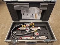 2x hydrauliek flowmeter, parker ucc, 4121 - afbeelding 1 van  2