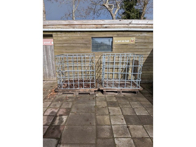 2x ibc krat - afbeelding 1 van  4