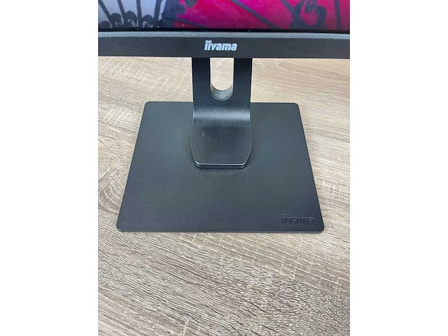 2x iiyama prolite - 24" monitor op voet - dp, hdmi, vga - afbeelding 10 van  13
