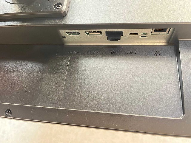 2x iiyama prolite - 24" monitor op voet - hdmi, dp, usb-c - afbeelding 2 van  10