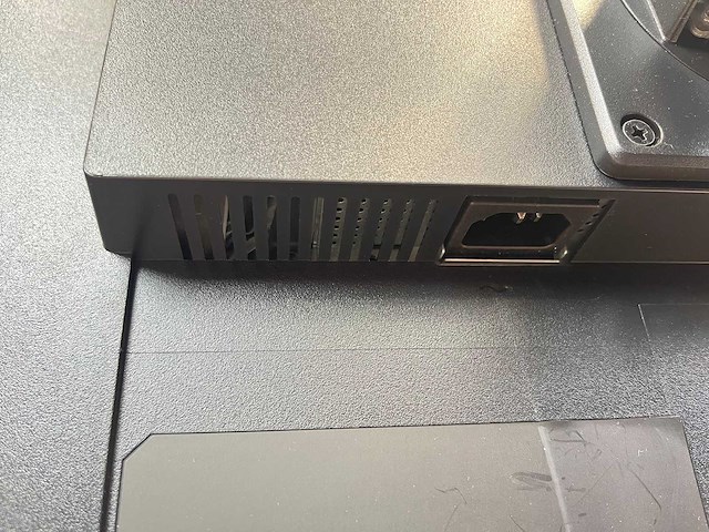 2x iiyama prolite - 24" monitor op voet - hdmi, dp, vga - afbeelding 2 van  13
