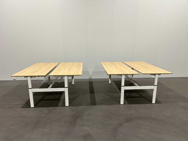 2x in hoogte verstelbaar bureau - afbeelding 1 van  6
