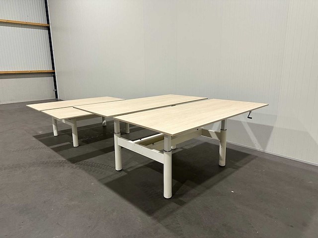 2x in hoogte verstelbaar bureau - afbeelding 3 van  8