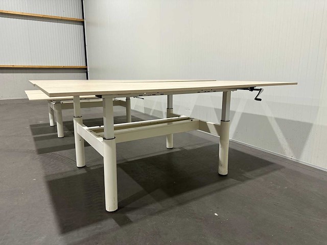 2x in hoogte verstelbaar bureau - afbeelding 8 van  8
