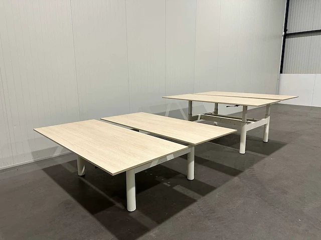 2x in hoogte verstelbaar bureau - afbeelding 1 van  8
