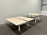 2x in hoogte verstelbaar bureau