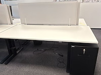 2x in hoogte verstelbaar bureau - afbeelding 2 van  3