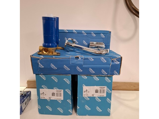 2x inbouwkraan grohe, essence new, chroom - afbeelding 1 van  7