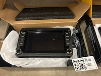 2x infotainment- of head-units, w.o. navibop - afbeelding 2 van  8
