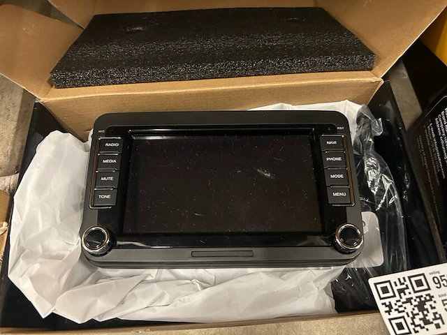 2x infotainment- of head-units, w.o. navibop - afbeelding 5 van  8