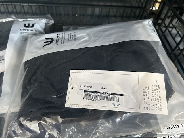 2x inhoud stellingvak fietskleding, wielerkleding, w.o. vermarc, bbb - afbeelding 6 van  9