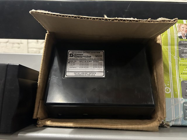 2x inhoud stellingvak w.o. bouwmarktartikelen w.o. walraven, profoon - afbeelding 6 van  7