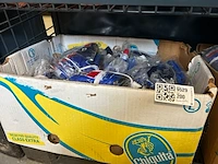 2x inhoud stellingvak w.o. hondenmuilkorf - afbeelding 6 van  6