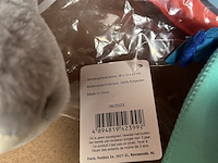 2x inhoud stellingvak w.o. knuffels, kindertassen - afbeelding 2 van  10