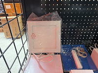 2x inhoud stellingvak w.o. woonaccessoires, verlichting - afbeelding 4 van  10