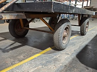 2x intern transportmiddel op luchtbanden - afbeelding 10 van  11