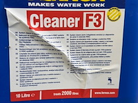 2x jerrycan en fles cleaner en protector fernox, protector f1 en cleaner f3 - afbeelding 3 van  4