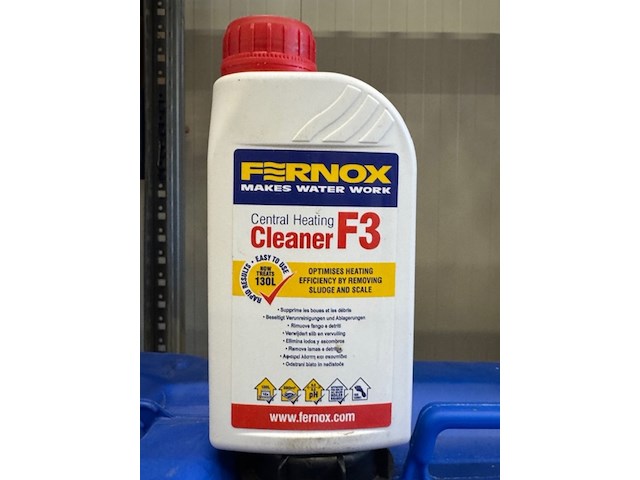2x jerrycan en fles cleaner en protector fernox, protector f1 en cleaner f3 - afbeelding 4 van  4