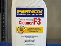2x jerrycan en fles cleaner en protector fernox, protector f1 en cleaner f3 - afbeelding 4 van  4