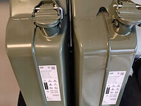 2x jerrycan hbm, groen - afbeelding 1 van  4