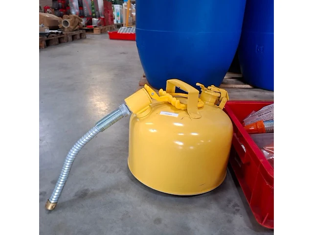 2x jerrycan met 6x trechter - afbeelding 2 van  4