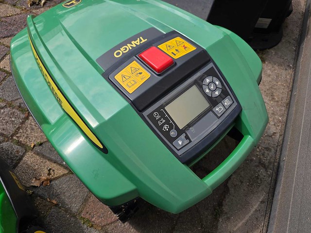 2x john deere - e5 serie - robotmaaier + laadstation - afbeelding 4 van  9
