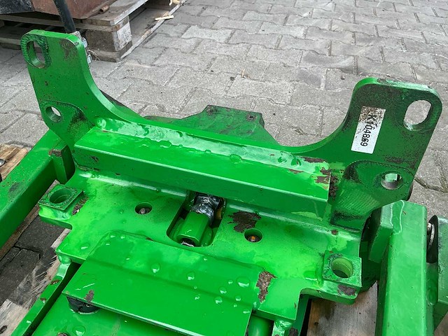 2x john deere 6000-serie pick-up hitch / ondertrekhaakconstructies - afbeelding 1 van  3