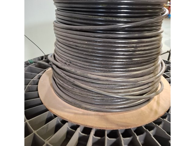 2x kabel op haspelbekabeling - afbeelding 6 van  7