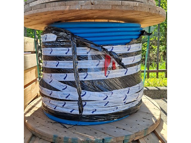 2x kabel op houten haspel, incore cables - afbeelding 2 van  11