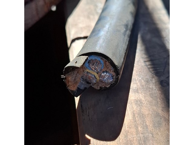 2x kabel op houten haspel, o.a. lineax - afbeelding 10 van  11