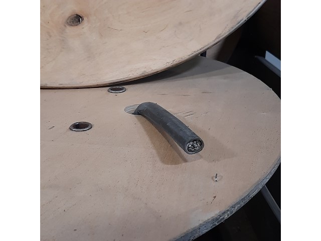 2x kabel op houten haspel - afbeelding 5 van  6