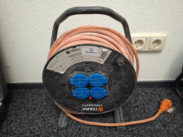 2x kabelhaspel 230v - afbeelding 3 van  3