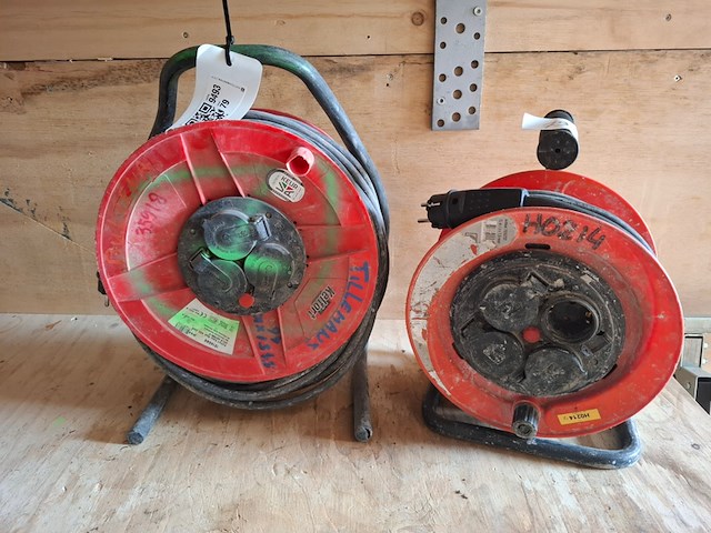 2x kabelhaspel, 230v - afbeelding 1 van  3