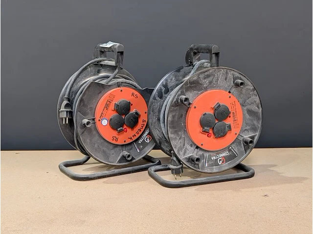 2x kabelhaspel connectra - afbeelding 1 van  7