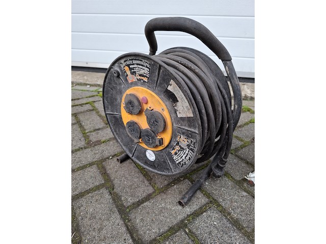 2x kabelhaspel - afbeelding 2 van  4