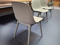 2x kantinetafel met 6x design stoel muuto - afbeelding 6 van  7
