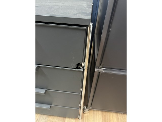 2x kast en barkruk kartell, zwart - afbeelding 6 van  6