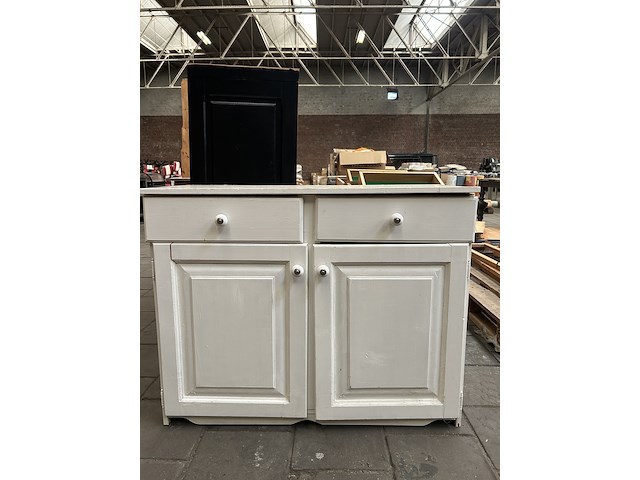 2x kast - afbeelding 1 van  8