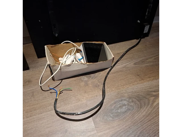 2x keramisch elektrisch verwarmingspaneel hybro - afbeelding 7 van  8