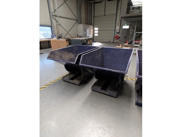 2x kiepcontainer - afbeelding 1 van  6